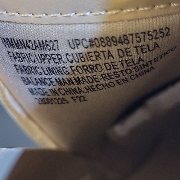 BRAND NEW MADDEN NYC WOMEN'S CHELSEA CHUNKY HEEL SUEDE BOOTIE - Picture 12 of 14